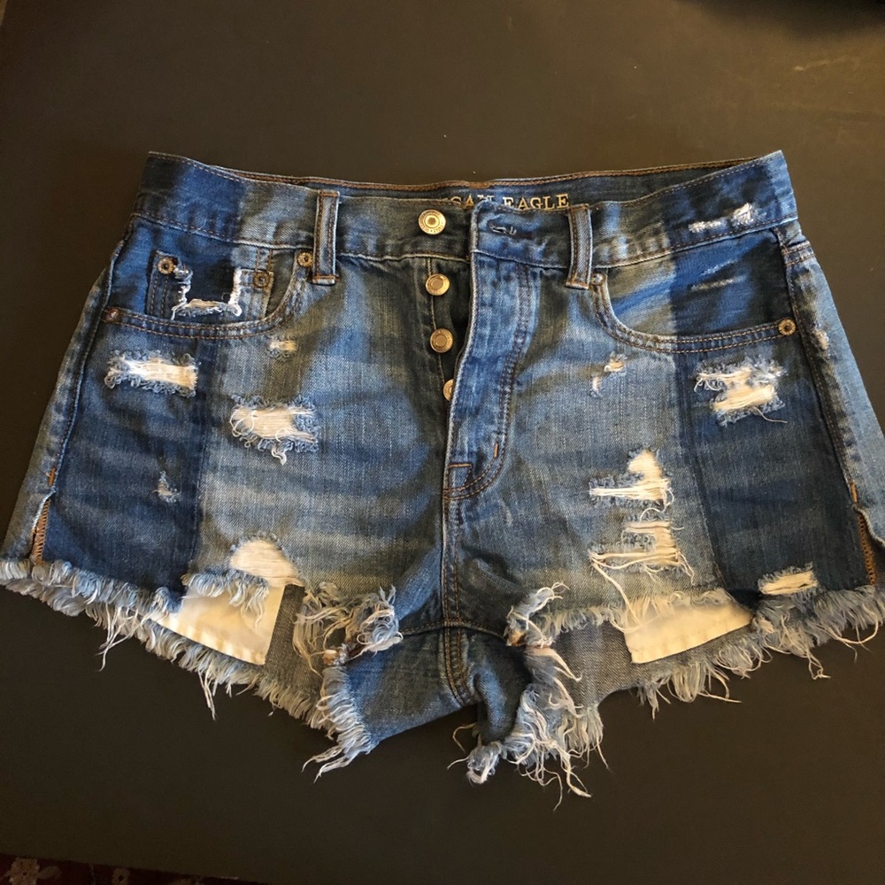 American Eagle Hi-rise Festival Shorts